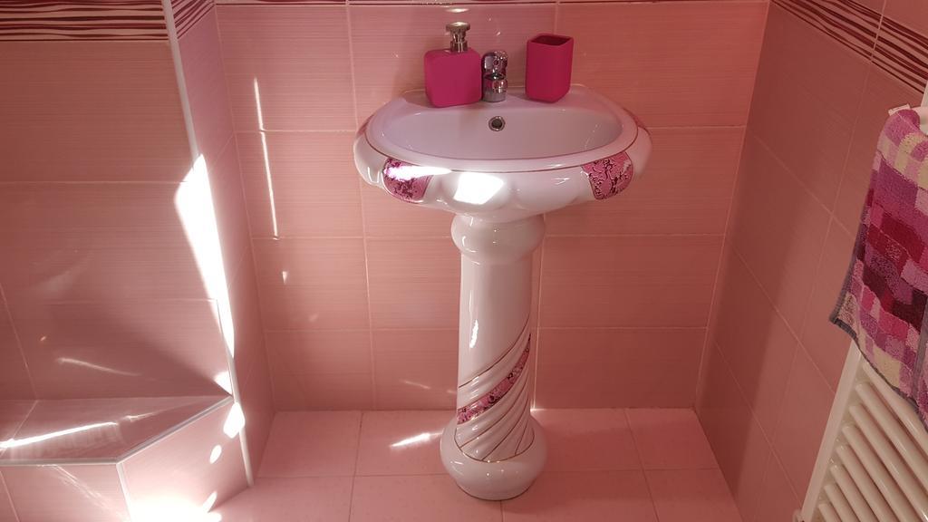 Guesthouse Jasmin 사파레바바냐 외부 사진
